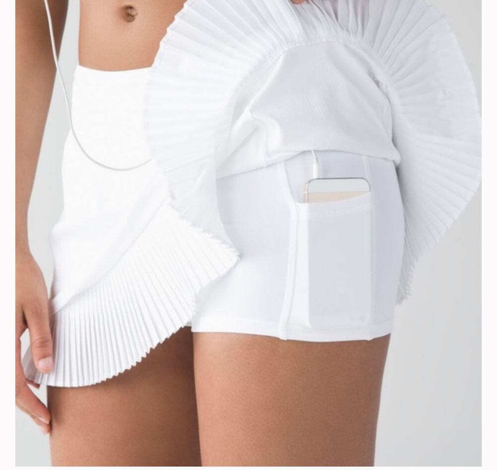 Lululemon White City Sky Run By Skirt